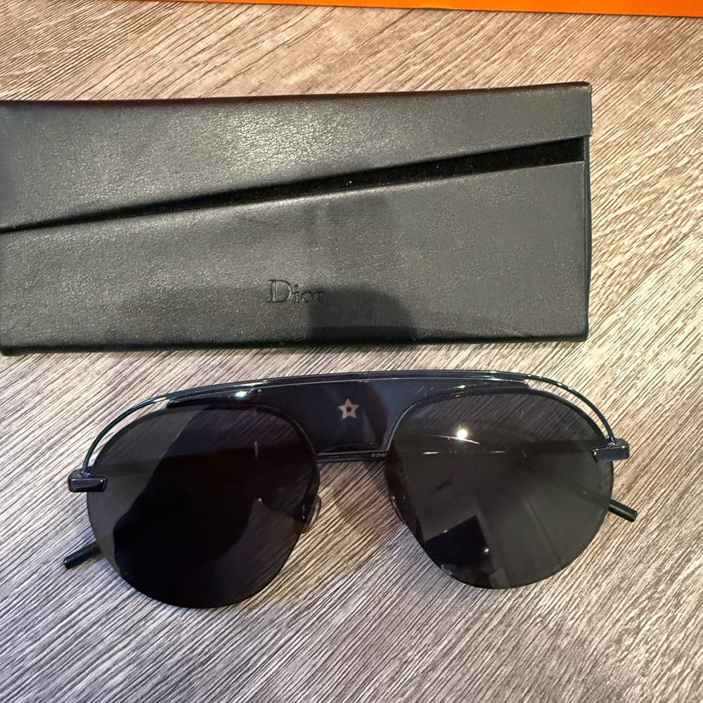 DIOR AVIATOR SUNGLASSES